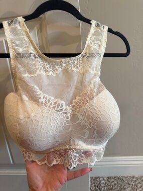 PINK Victoria's Secret Cream Lace High-Neck Bralette